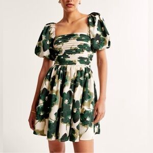 Abercrombie Fitch Emerson Poplin Puff Sleeve. Medium Tall